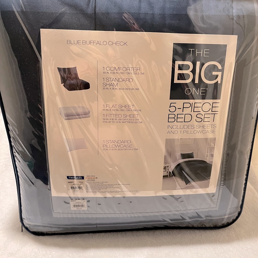 NWT/sealed never opened Twin size 5 piece bedding